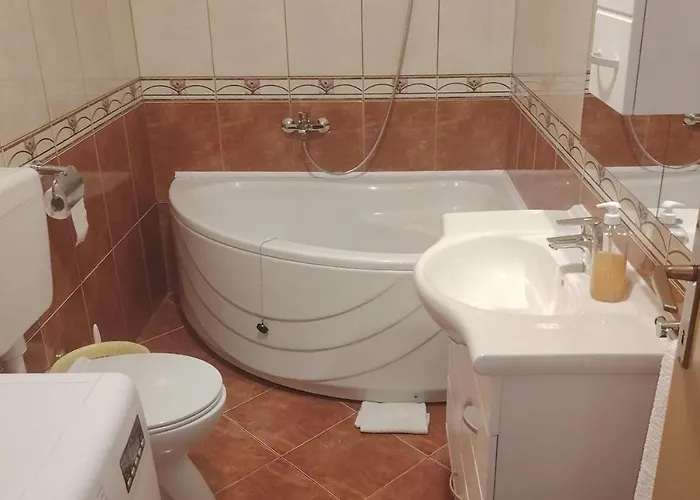 Apartment With Wifi - 20727 Makarska